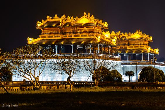  TRĂM NĂM VĂN HÓA CỐ ĐÔ TRONG TÔ BÚN BÒ HUẾ